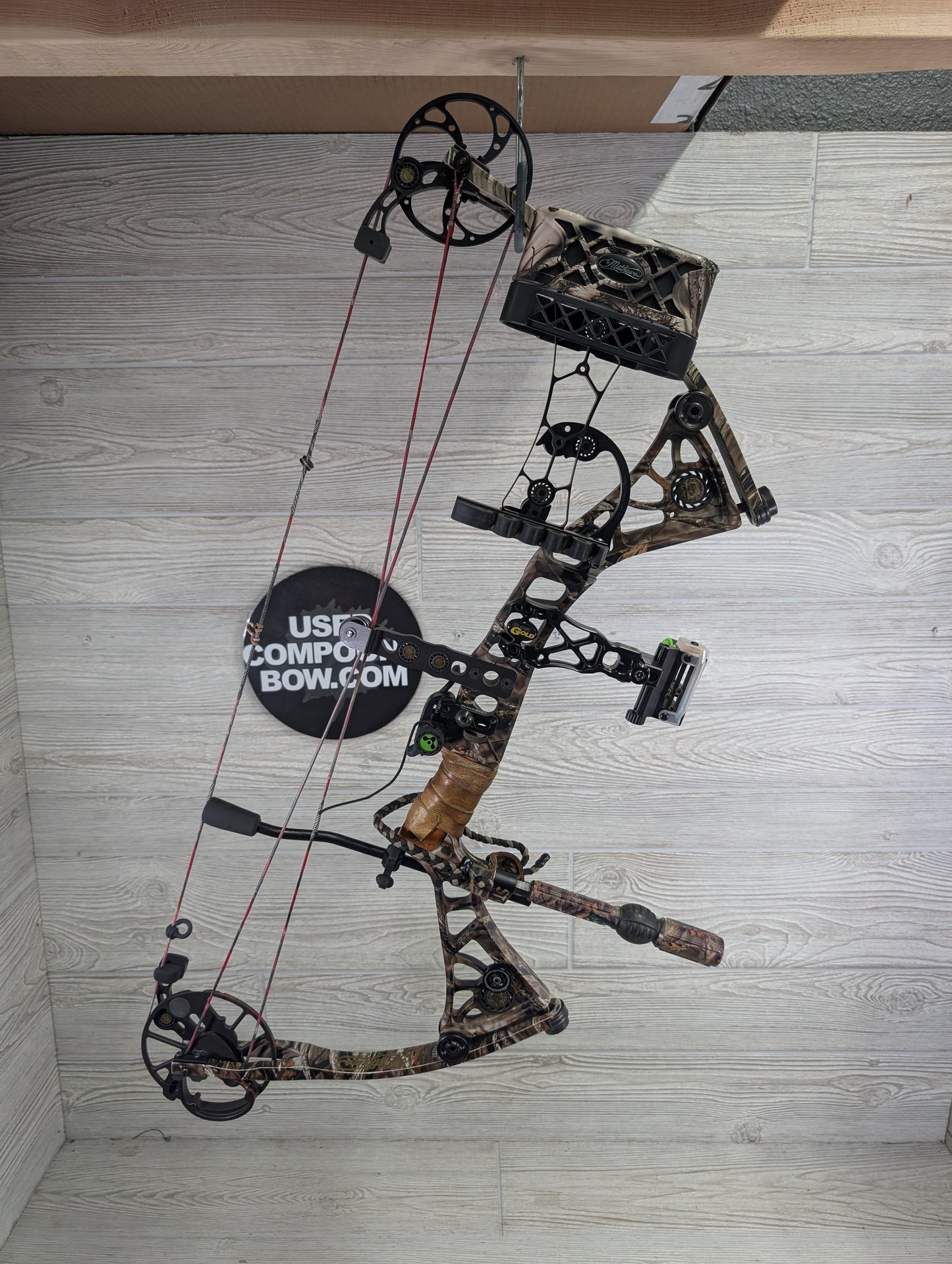 Mathews DXT right hand package 40-70# 27" DL