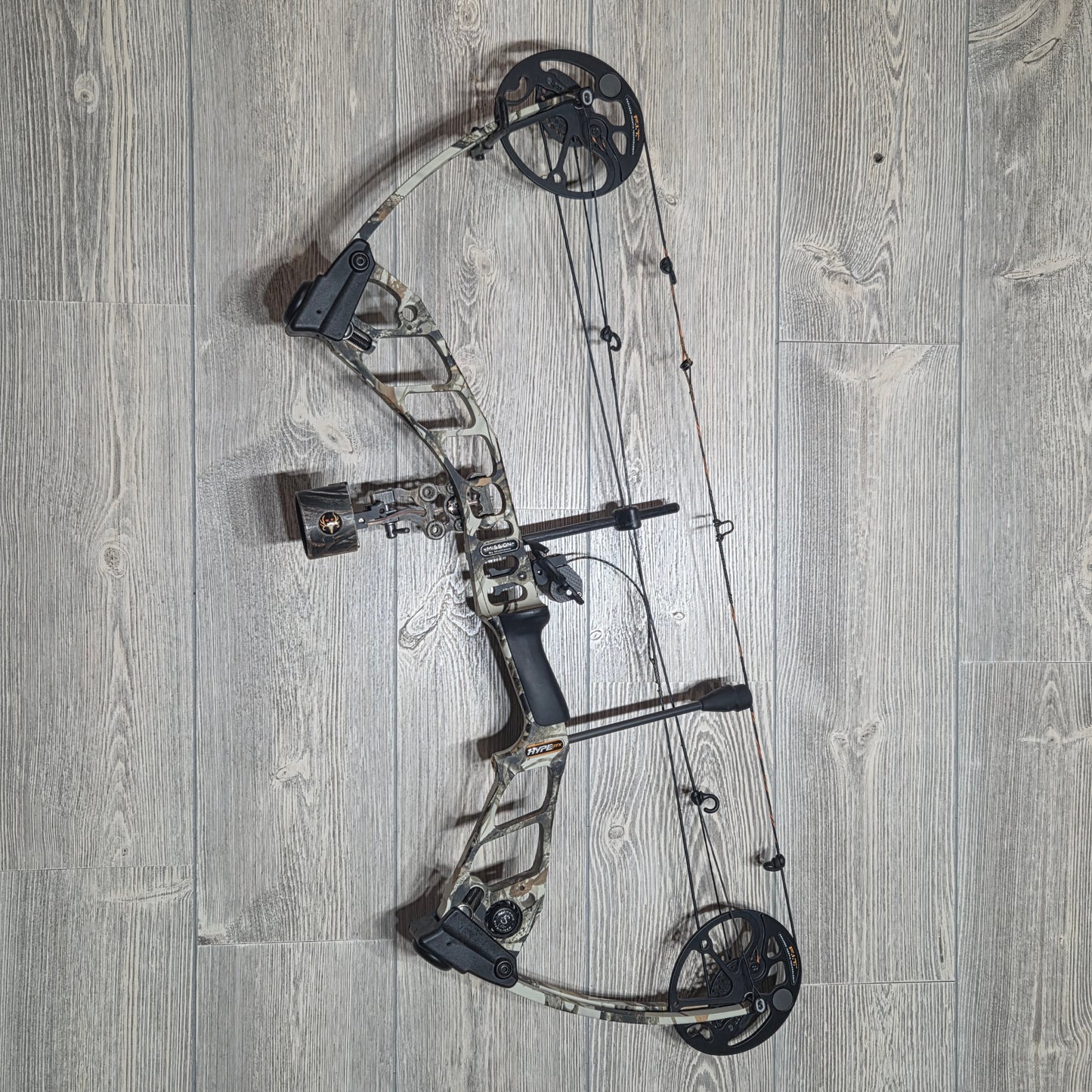 Used Mission Hype DTX Right Hand Camo Bow Pkg