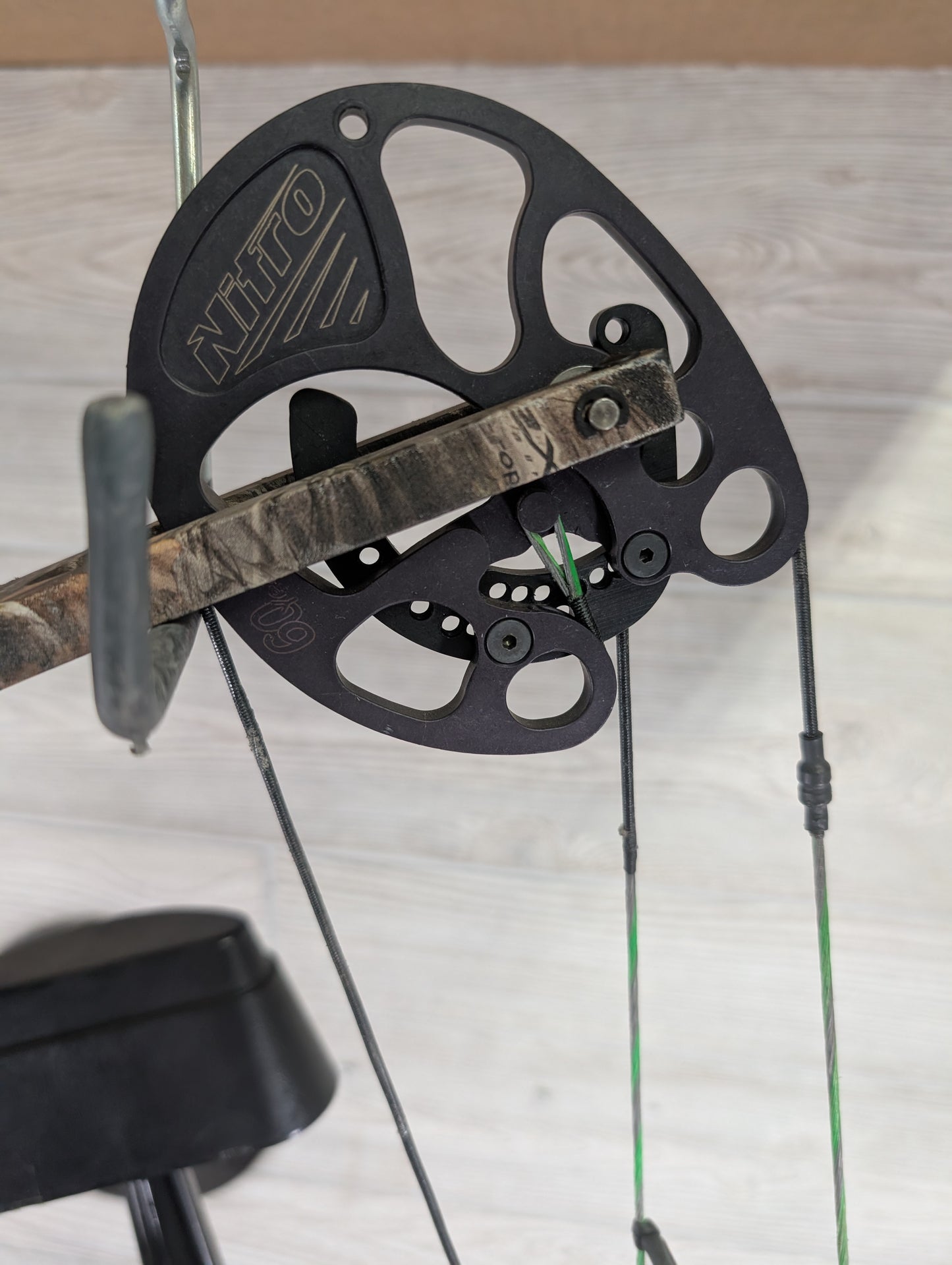 Used Martin Onza 3 40-70 lb. Camo PKG