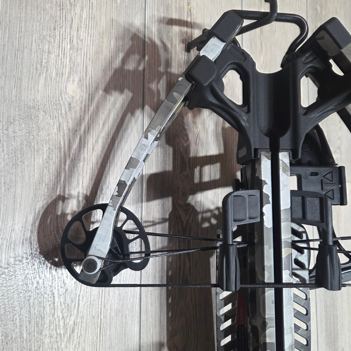 Used Tenpoint Titan 400 Camo Crossbow