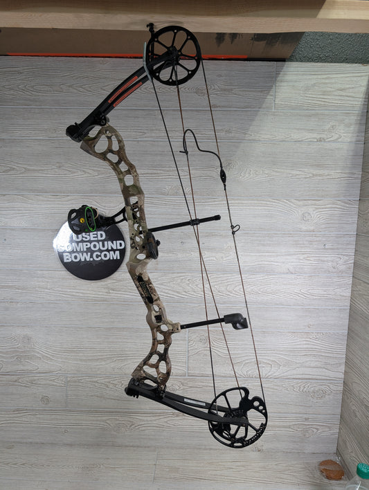 Used Bear Rant RH Camo Riser Black Limbs Pkg