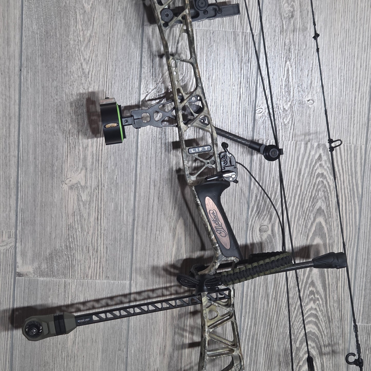 Mathews Lift 33 Realtree Edge Package