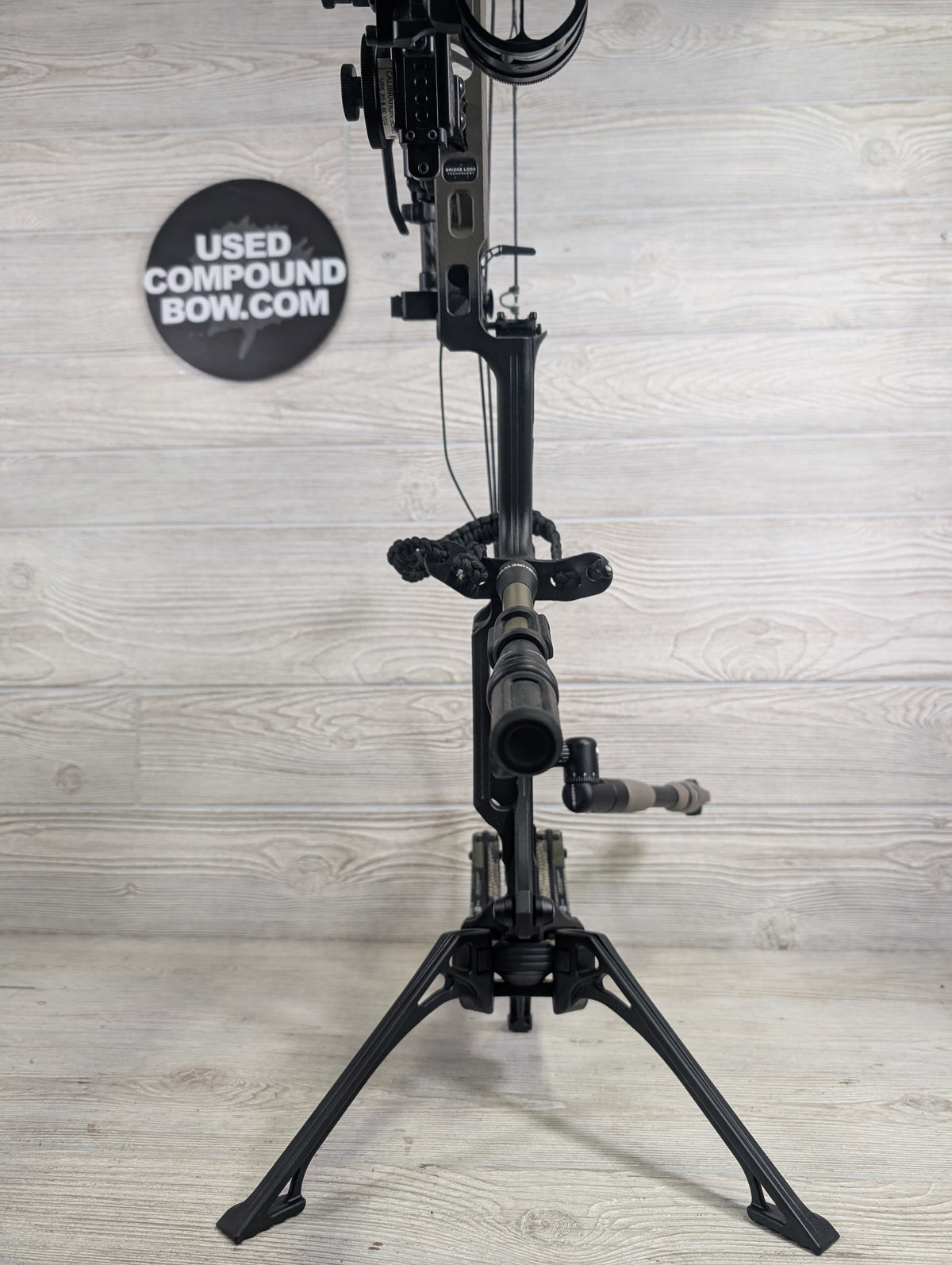 Used Mathews ARC 34 29" 70lb Right Hand Ambush Fade to Black Riser Kuiu Limbs LOADED Bow Pkg