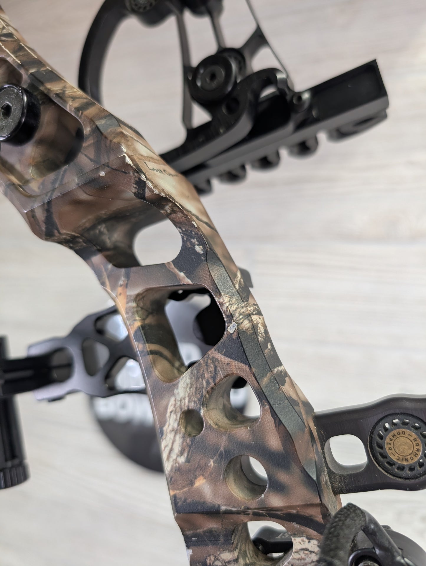 Mathews DXT right hand package 40-70# 27" DL