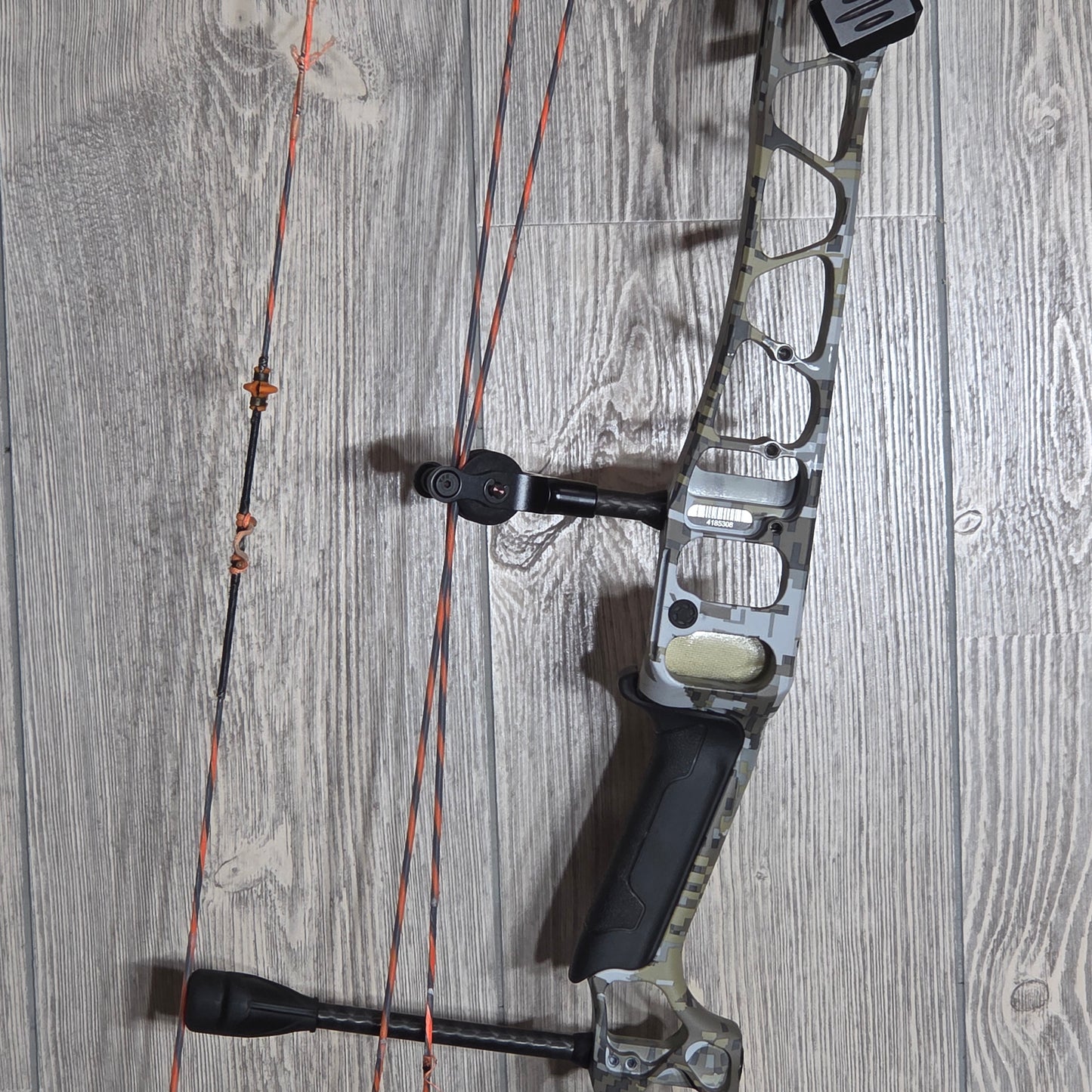 Used Mathews Vertix with Quiver