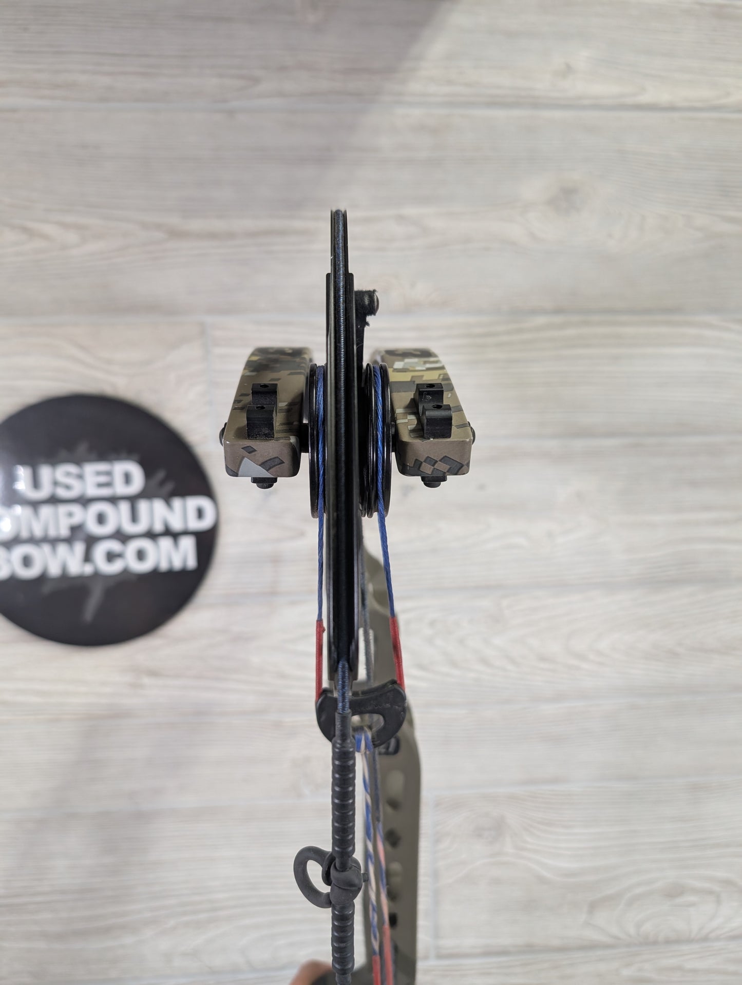 Used Mathews V3 27 RH Ambush Riser Subalpine Limbs