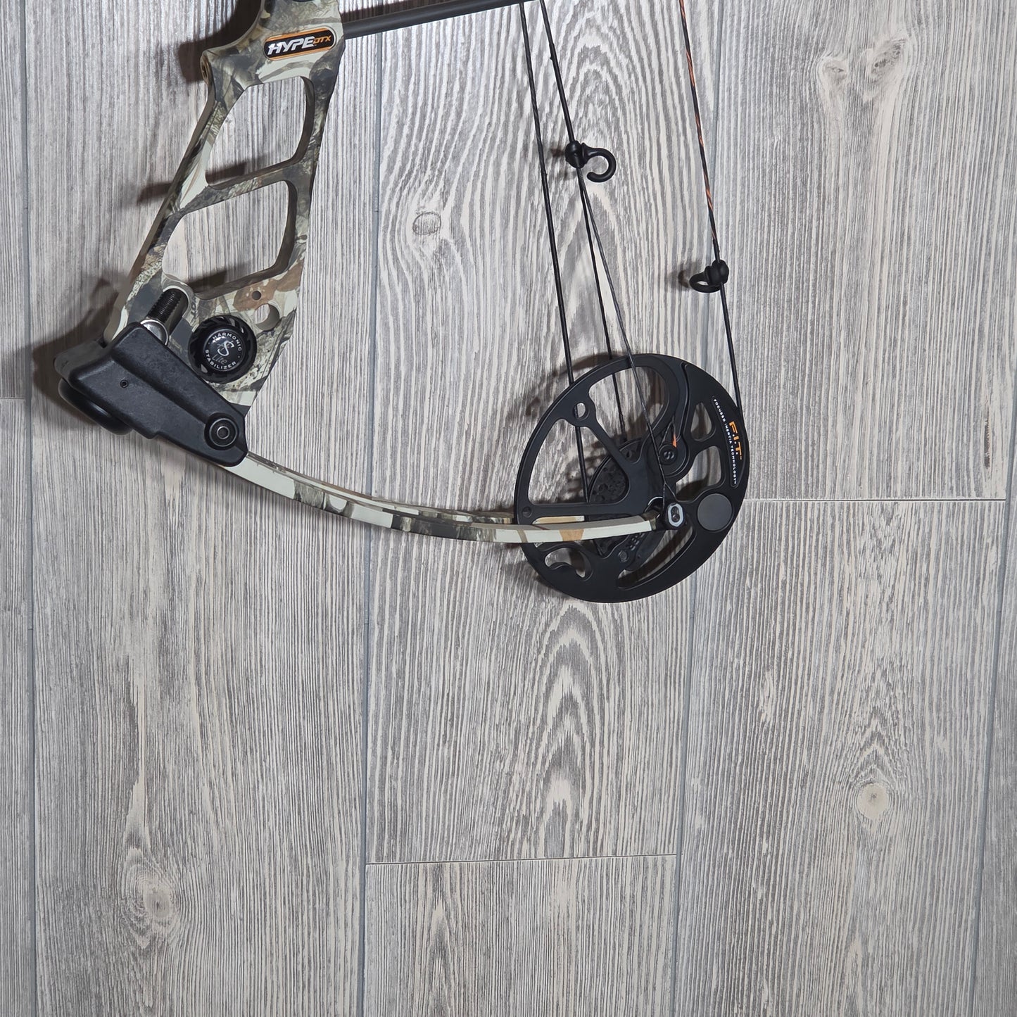 Used Mission Hype DTX Right Hand Camo Bow Pkg