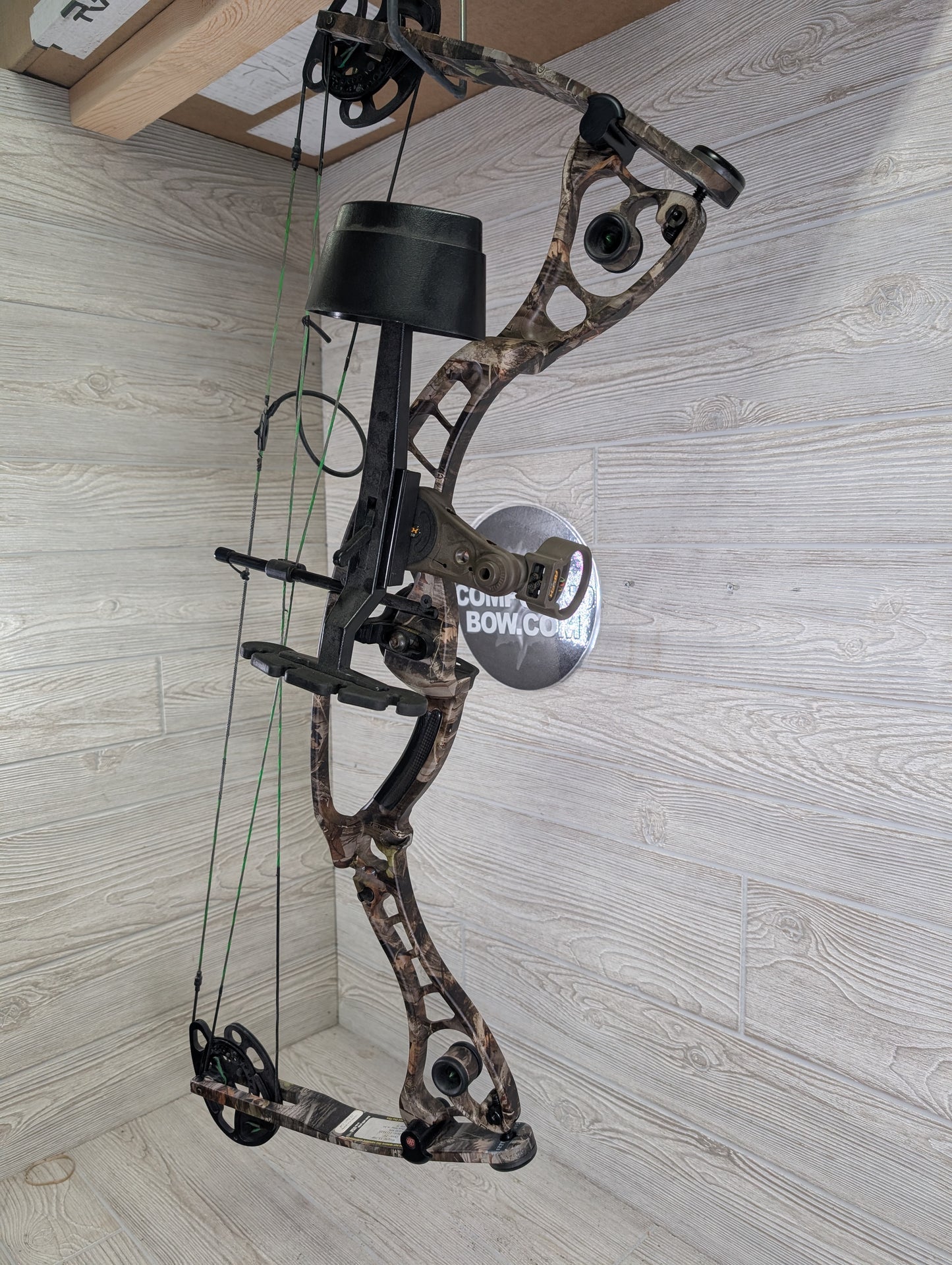 Used Martin Onza 3 40-70 lb. Camo PKG