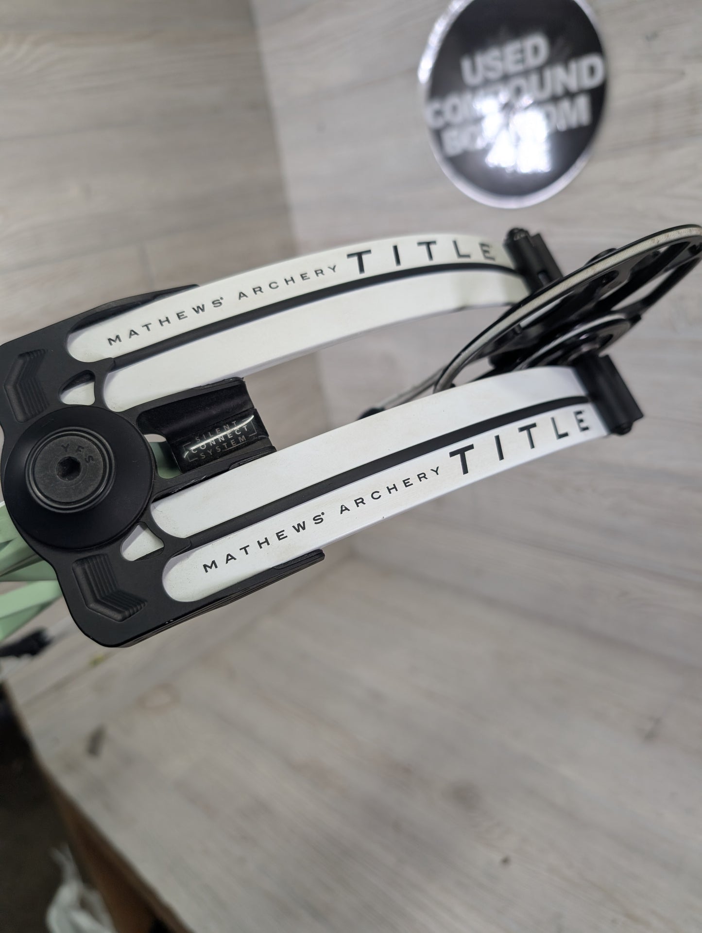 Used Mathews Title 38 (Gen 2) Mint White limbs Right Handed Target Bow