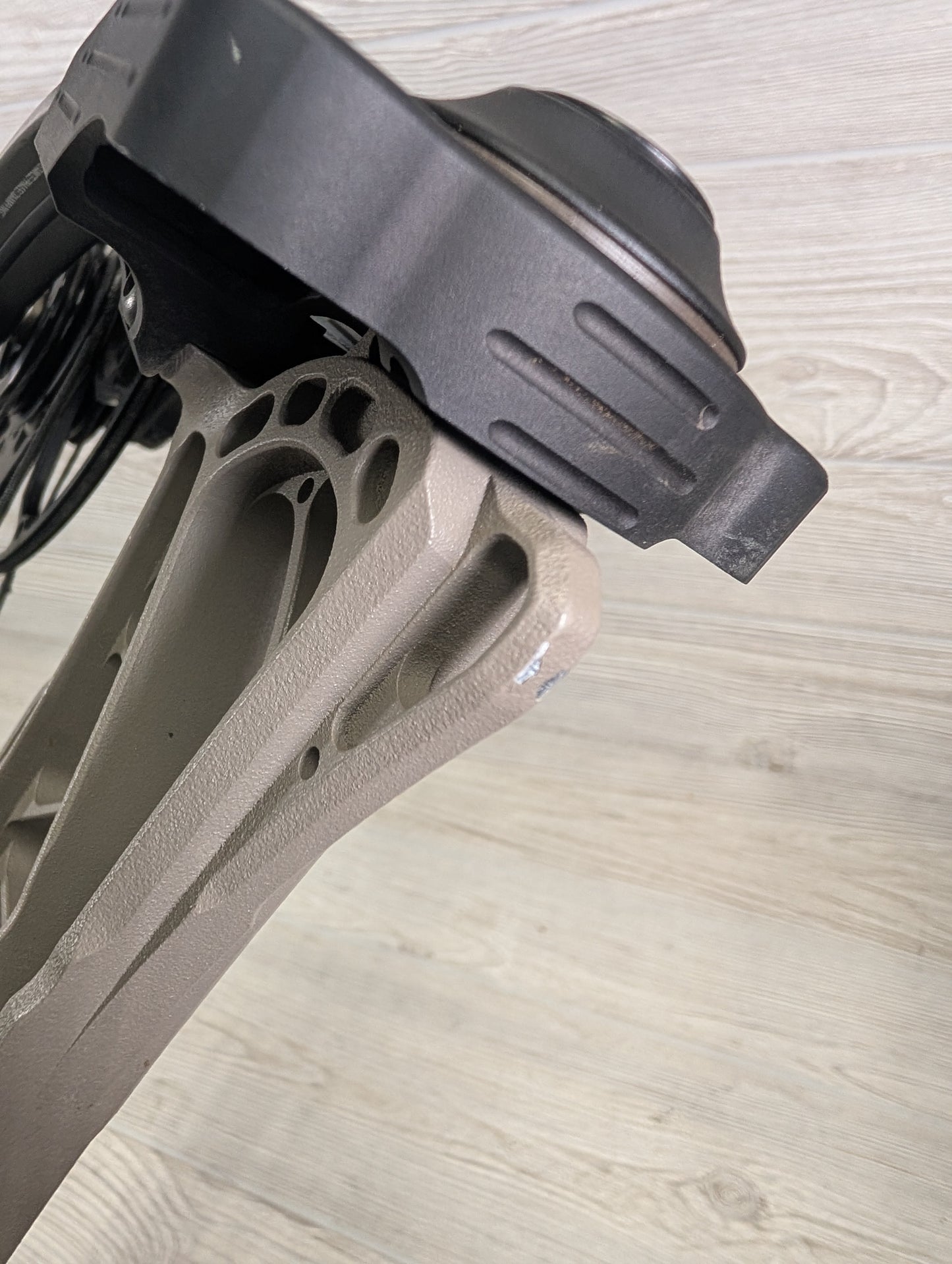 Mathews Lift 33 Right-Handed Granite Bow