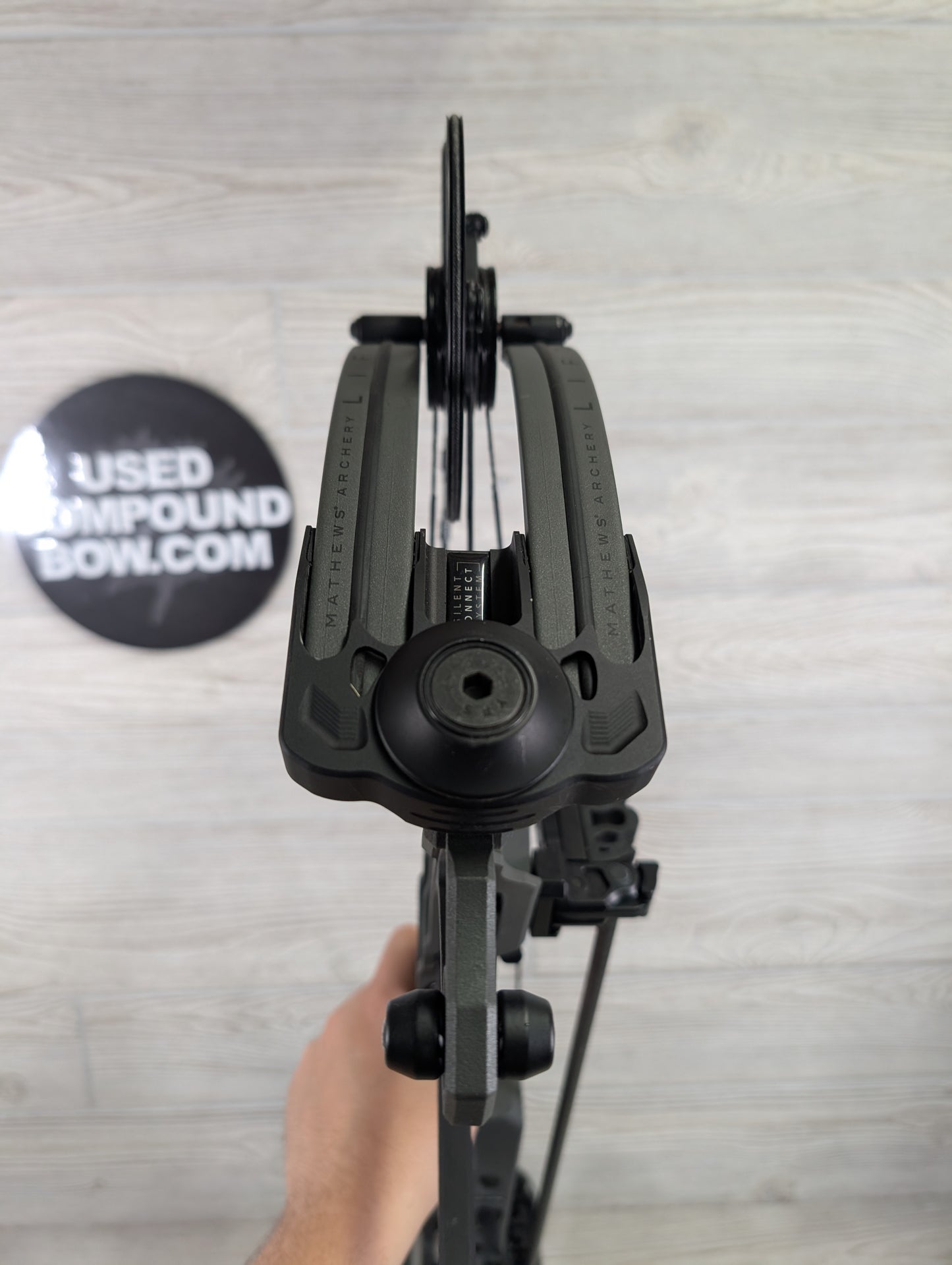 Used Mathews Lift X 29.5 Right Hand Shale Package