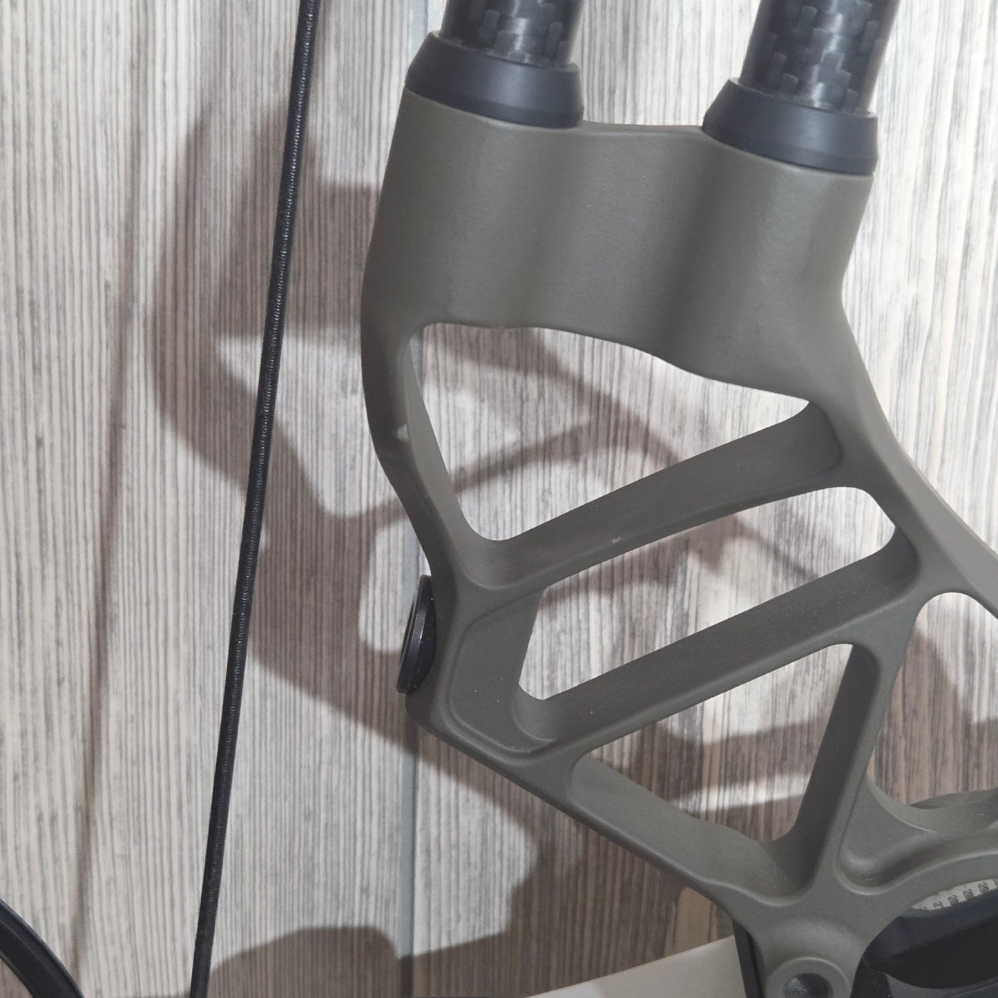 Prime Form 60-70# Morrel Riser White limbs