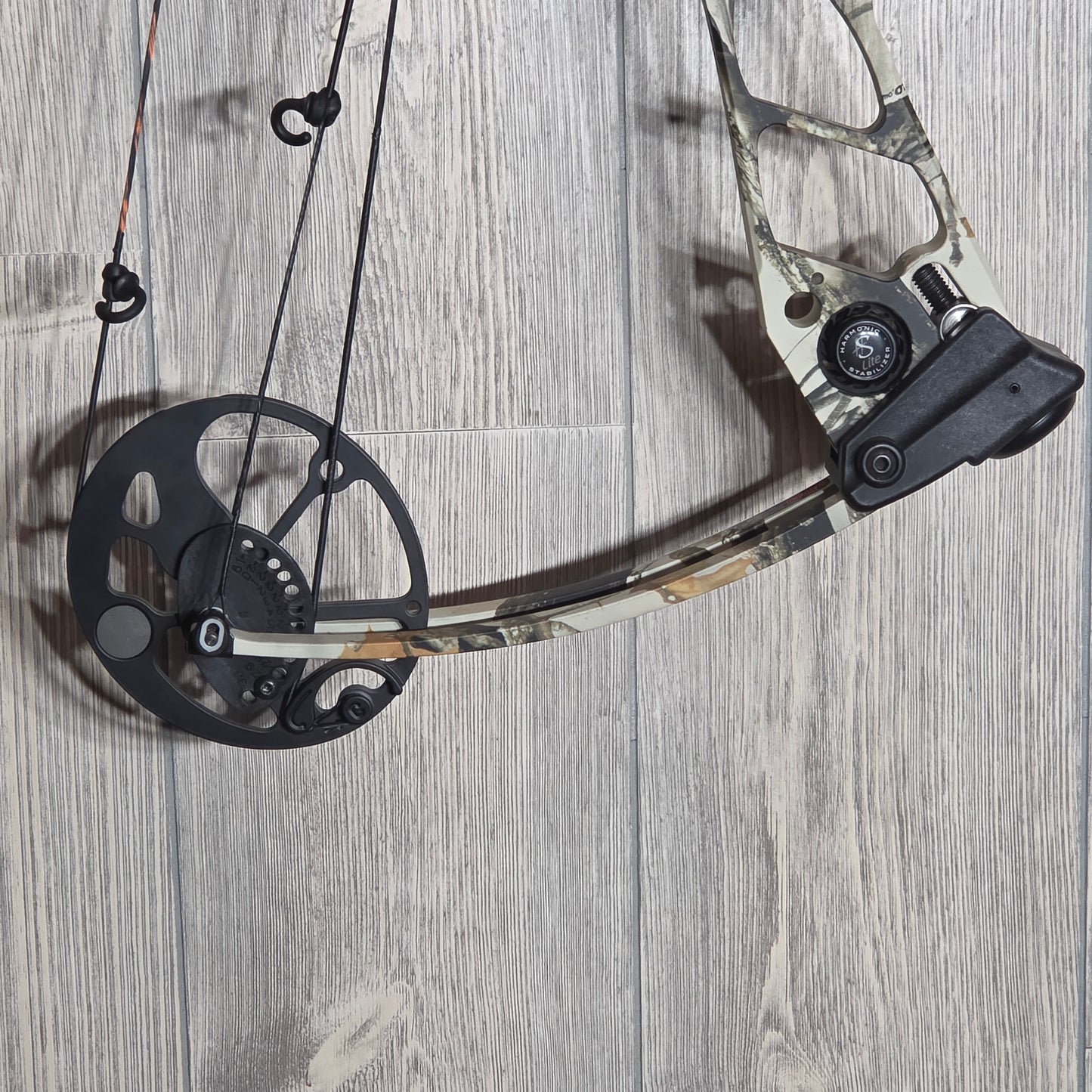 Used Mission Hype DTX Right Hand Camo Bow Pkg