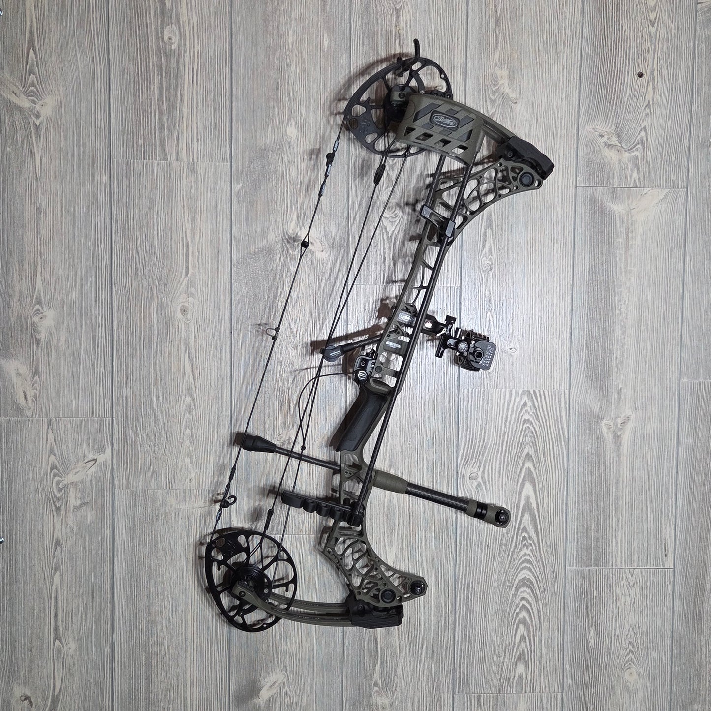 Used Mathews V3X 29 Ambush Green RH Package