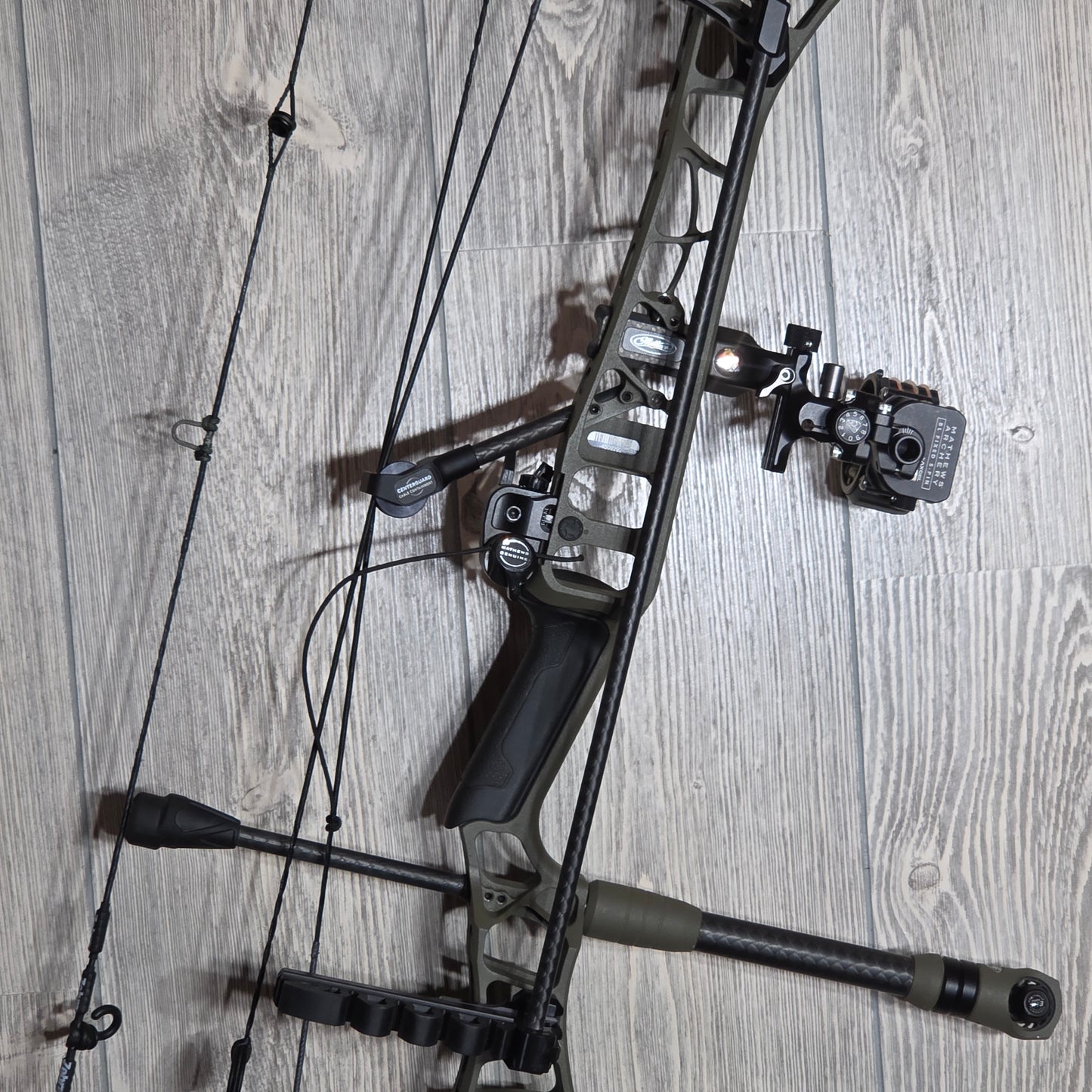 Used Mathews V3X 29 Ambush Green RH Package